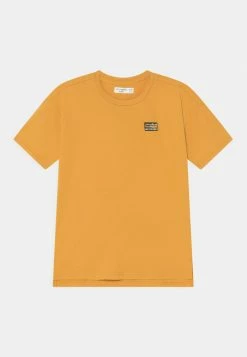 Abercrombie & Fitch SCENIC BACKHITS - Print T-shirt - Yellow