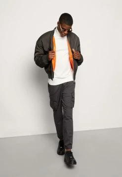 Abercrombie & Fitch ALL DAY - Cargo Trousers - Phantom 9 Abercrombie & Fitch ALL DAY - Cargo Trousers - Phantom -Abercrombie & Fitch Shop 831f974c1fbc43c3b1730322880c8a1d