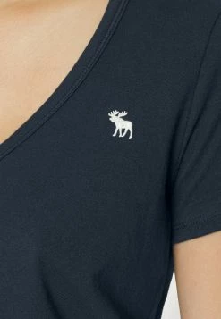 Abercrombie & Fitch WHOLESALE 5 PACK - Basic T-shirt - White/hot Chocolate/pink/seagrass/navy -Abercrombie & Fitch Shop 8352658682a6431ab8ebe3e84414e323