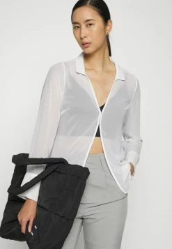 Abercrombie & Fitch ONE CLOSURE SHEER - Button-down Blouse - Cloud Dancer 9 Abercrombie & Fitch ONE CLOSURE SHEER - Button-down Blouse - Cloud Dancer -Abercrombie & Fitch Shop 84679caead644ddba9ca5d2d9a68f1a7