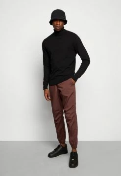Abercrombie & Fitch ALL DAY JOGGER - Trousers - Mushroom Brown -Abercrombie & Fitch Shop 848703db3627446b8241129b6cdecd81