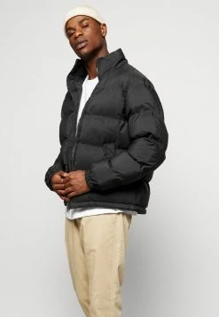 Abercrombie & Fitch EVERYDAY JOGGER - Trousers - Khaki 9 Abercrombie & Fitch EVERYDAY JOGGER - Trousers - Khaki -Abercrombie & Fitch Shop 853438f2533b4b6291b094e224675c67