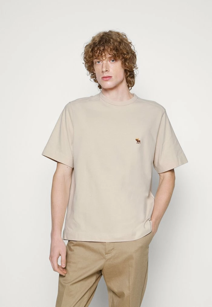 Abercrombie & Fitch DATE NIGHT TEE - Basic T-shirt - Tan 1 Abercrombie & Fitch DATE NIGHT TEE - Basic T-shirt - Tan