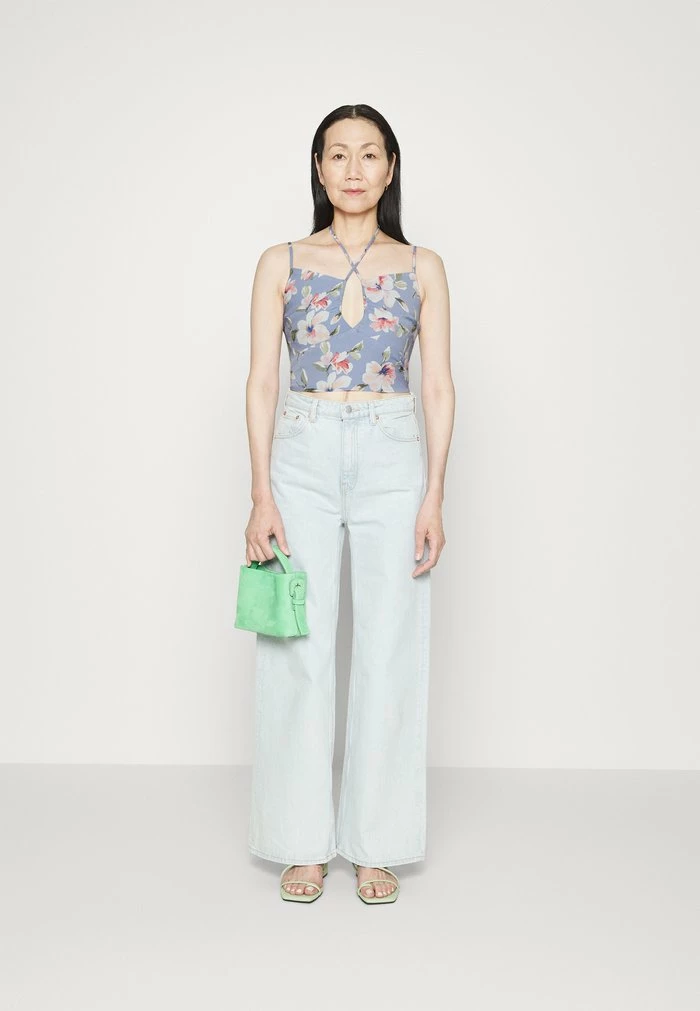 Abercrombie & Fitch BARE - Top - Blue 2 Abercrombie & Fitch BARE - Top - Blue - Image 2