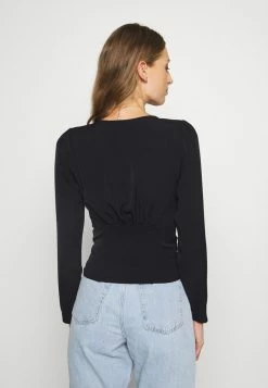 Abercrombie & Fitch Blouse - Black 7 Abercrombie & Fitch Blouse - Black -Abercrombie & Fitch Shop 906159a0379d49a4820186b0dfe0e0df
