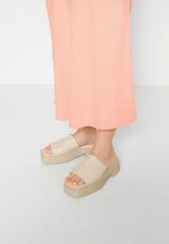 Abercrombie & Fitch COWL NECK MAXI - Occasion Wear - Blooming Dahlia -Abercrombie & Fitch Shop 92de8ea73f1c4157ba136b10b1dd1154