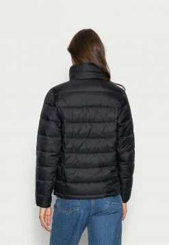 Abercrombie & Fitch PACKABLE PUFFER - Light Jacket - Black -Abercrombie & Fitch Shop 952aae6cab794172a4e527e796da9a89