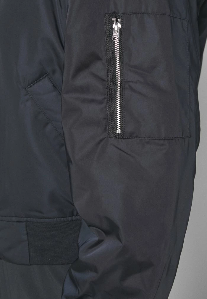 Abercrombie & Fitch TRADITIONAL - Bomber Jacket - Black 7 Abercrombie & Fitch TRADITIONAL - Bomber Jacket - Black - Image 7