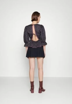 Abercrombie & Fitch TAILORED PLEATED SKORT - Mini Skirt - Black -Abercrombie & Fitch Shop a4a2095b64cf4fafb1d736834b0c52a8