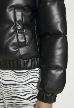 Abercrombie & Fitch POPPER PUFFER - Winter Jacket - Black -Abercrombie & Fitch Shop a4bf07f31d5048058beaffa08f6b2444