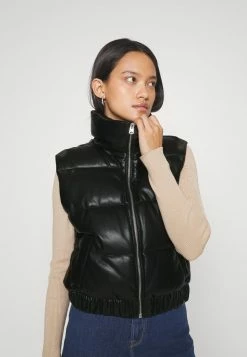 Abercrombie & Fitch PUFF VEST - Waistcoat - Black -Abercrombie & Fitch Shop ab24046f5615464c8ac1d8e2a71ed0f2