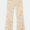 Abercrombie & Fitch WAVE PRINT FLARE - Bootcut Jeans - Wave Print