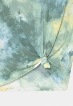 Abercrombie & Fitch JAN TIE FRONT ESSENTIAL - Print T-shirt - Green -Abercrombie & Fitch Shop b0074914b9724ba1a00ace92626ec443