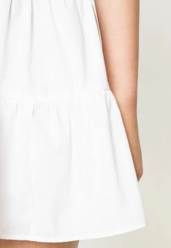 Abercrombie & Fitch EASY WAIST FASHION - Day Dress - White -Abercrombie & Fitch Shop b025cec8ae2a41518837399edfdd4838