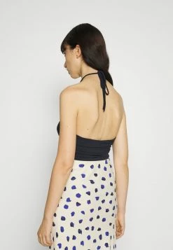 Abercrombie & Fitch BARE U SHAPED HALTER - Top - Black Beauty -Abercrombie & Fitch Shop b3d5d611c2ef4ec0a6d66d3a4325ad70