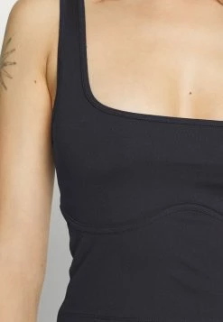 Abercrombie & Fitch SEAMLESS CAMI TINY - Top - Black 11 Abercrombie & Fitch SEAMLESS CAMI TINY - Top - Black -Abercrombie & Fitch Shop b4618234428543d3b7a20da81ec2da4a
