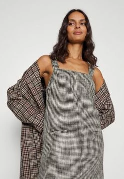 Abercrombie & Fitch Day Dress - Sartorial -Abercrombie & Fitch Shop b72b9d1515084fae87e1e0f5ec3d605f