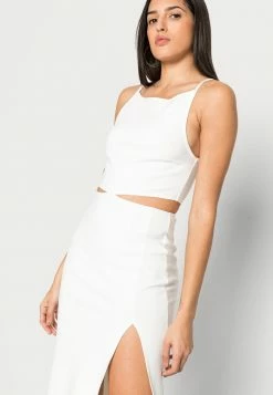 Abercrombie & Fitch BARE SIDE CUTOUT - Shift Dress - White Solid 9 Abercrombie & Fitch BARE SIDE CUTOUT - Shift Dress - White Solid -Abercrombie & Fitch Shop bc6be191e9ca4cd2bb905cfd4dec5843