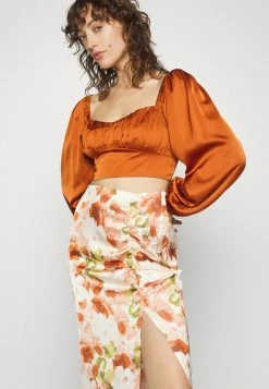 Abercrombie & Fitch CINCHED - Maxi Skirt - Hero -Abercrombie & Fitch Shop befd61e2e1764e06b5a2df842b533a63