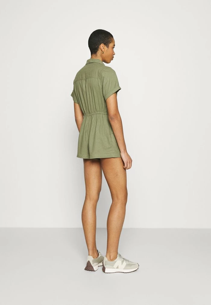 Abercrombie & Fitch UTILITY ROMPER - Jumpsuit - Deep Linchen Green 3 Abercrombie & Fitch UTILITY ROMPER - Jumpsuit - Deep Linchen Green - Image 3