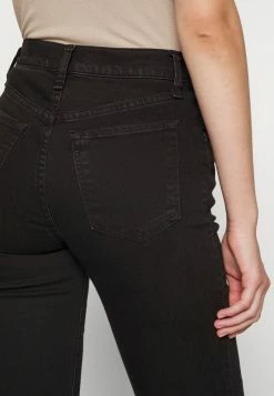 Abercrombie & Fitch Flared Jeans - Black -Abercrombie & Fitch Shop c3bd2df7355943c2ad1a82194c759f58