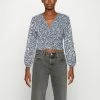 Abercrombie & Fitch SMOCKED NECK SLIM - Blouse - White/blue
