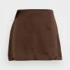 Abercrombie & Fitch SLINKY SKORT - Mini Skirt - Chestnut