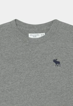 Abercrombie & Fitch 3 PACK - Basic T-shirt - White/navy/grey -Abercrombie & Fitch Shop c8e21e461e684d4e8df79f4375f804d6