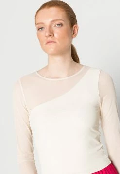 Abercrombie & Fitch ONE SHOULDER - Long Sleeved Top - Tan -Abercrombie & Fitch Shop ca19bb7d049c44b391d875a5fdd3bae7