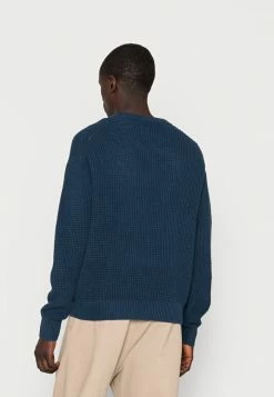 Abercrombie & Fitch ESSENTIAL SOLID CREW - Jumper - Navy -Abercrombie & Fitch Shop cf6150efcdbf49fb93c7296accdab216