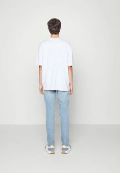 Abercrombie & Fitch Jeans Skinny Fit - Light -Abercrombie & Fitch Shop cfdd54a1851a44fd92adde3a80d9e980