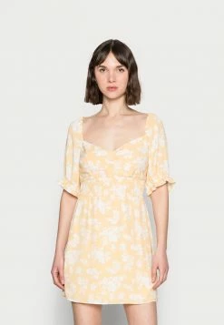 Abercrombie & Fitch SMOCKED WAIST PAMI SHORT DRESS - Day Dress - Yellow