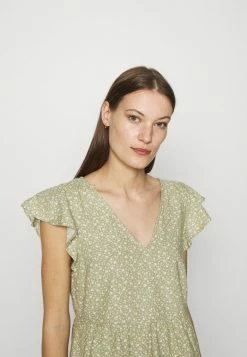 Abercrombie & Fitch VOLUME SMOCKED BABYDOLL - Print T-shirt - Green 13 Abercrombie & Fitch VOLUME SMOCKED BABYDOLL - Print T-shirt - Green -Abercrombie & Fitch Shop d6711dcfae324b0f866b05b4b2e85123