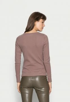 Abercrombie & Fitch Long Sleeved Top - Brown -Abercrombie & Fitch Shop d67ff57ea96c40708b48bae5b88513bb