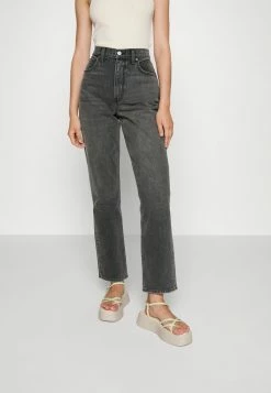 Abercrombie & Fitch CURVY 90S STRAIGHT - Straight Leg Jeans - Black