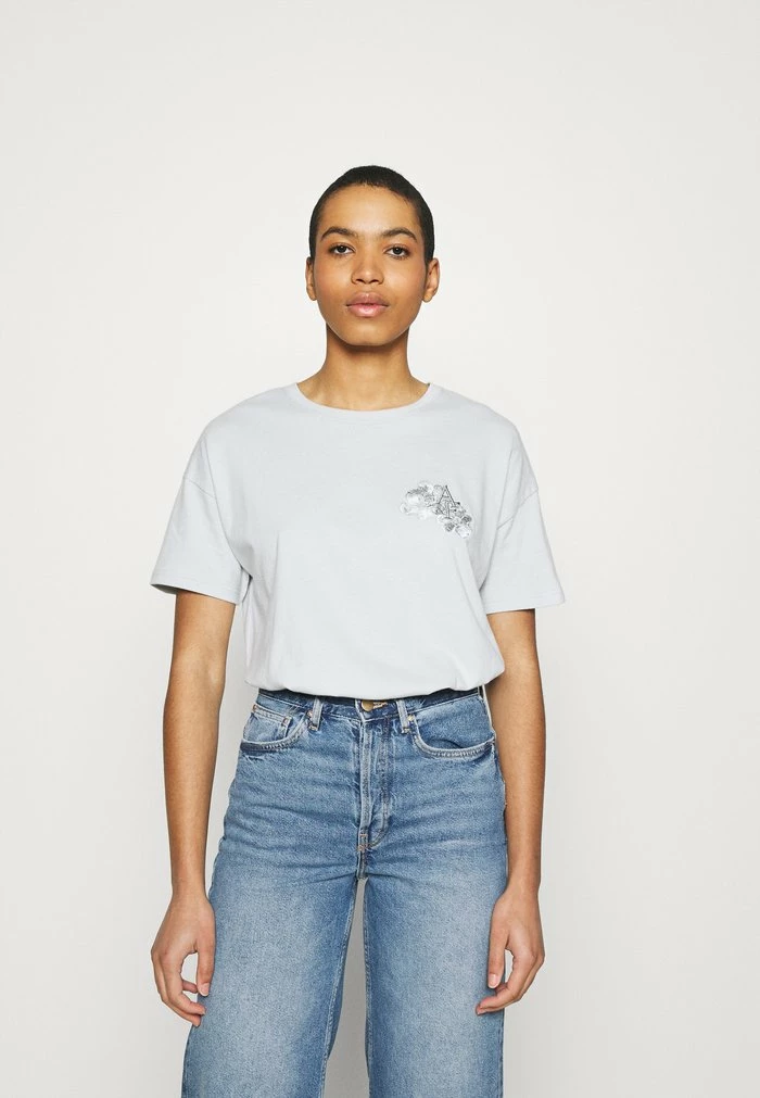 Abercrombie & Fitch BOYFRIEND LOGO TEE - Print T-shirt - Light Blue 1 Abercrombie & Fitch BOYFRIEND LOGO TEE - Print T-shirt - Light Blue