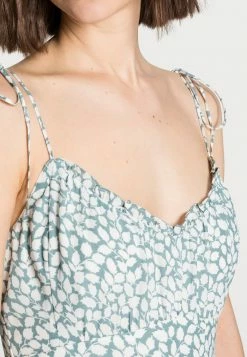 Abercrombie & Fitch SMOCKED BODICE MIDI DRESS - Day Dress - Green Leaf 9 Abercrombie & Fitch SMOCKED BODICE MIDI DRESS - Day Dress - Green Leaf -Abercrombie & Fitch Shop db005e87e8a84eb8a70568acfddba9cb