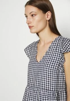 Abercrombie & Fitch VOLUME SMOCKED BABYDOLL - Print T-shirt - White -Abercrombie & Fitch Shop db78f63dc5b247acaa067475e013e1e0