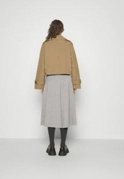 Abercrombie & Fitch LONG - Summer Jacket - Tigers Eye -Abercrombie & Fitch Shop e3dce2e8ea7048fe88b82fd259c5dff5