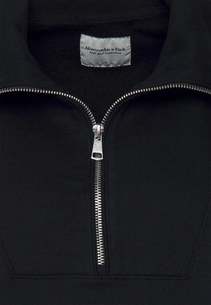 Abercrombie & Fitch CORE HALF ZIP VEST - Print T-shirt - Black 5 Abercrombie & Fitch CORE HALF ZIP VEST - Print T-shirt - Black - Image 5