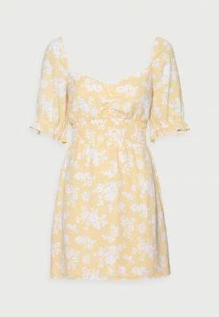 Abercrombie & Fitch SMOCKED WAIST PAMI SHORT DRESS - Day Dress - Yellow -Abercrombie & Fitch Shop ef418e33df654b138041fef27ea046ca