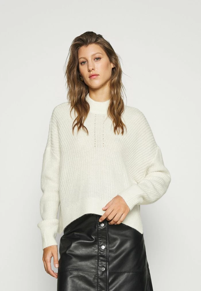 Abercrombie & Fitch CABLE WEDGE MOCK - Jumper - Cream 1 Abercrombie & Fitch CABLE WEDGE MOCK - Jumper - Cream
