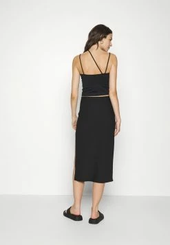 Abercrombie & Fitch CLEAN SIDE SLIT MIDI - A-line Skirt - Black -Abercrombie & Fitch Shop f211119112154a9a9a32ad727b79106e