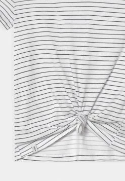 Abercrombie & Fitch KNOT-FRONT EASY TEE - Print T-shirt - White -Abercrombie & Fitch Shop f75a1b08e9884e4ebdd6cef0fbd01499