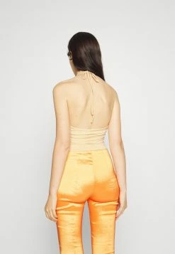 Abercrombie & Fitch BARE U SHAPED HALTER - Top - Yellow 8 Abercrombie & Fitch BARE U SHAPED HALTER - Top - Yellow -Abercrombie & Fitch Shop f9e10a253ca14e86a8586fa4dce1fa68