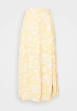 Abercrombie & Fitch VOLUME - Maxi Skirt - Yellow 8 Abercrombie & Fitch VOLUME - Maxi Skirt - Yellow -Abercrombie & Fitch Shop fc563a9673804d158bcfeb6a392f47a1