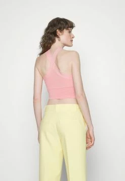 Abercrombie & Fitch OTTOMAN HALTER TANK - Top - Pink -Abercrombie & Fitch Shop fca22e3d588c41d6a65943811251b3aa